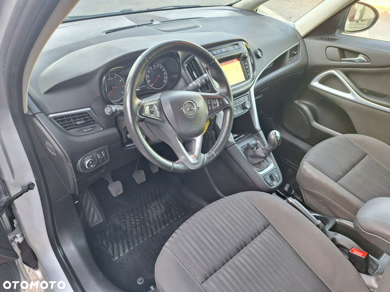 Opel Zafira - 24