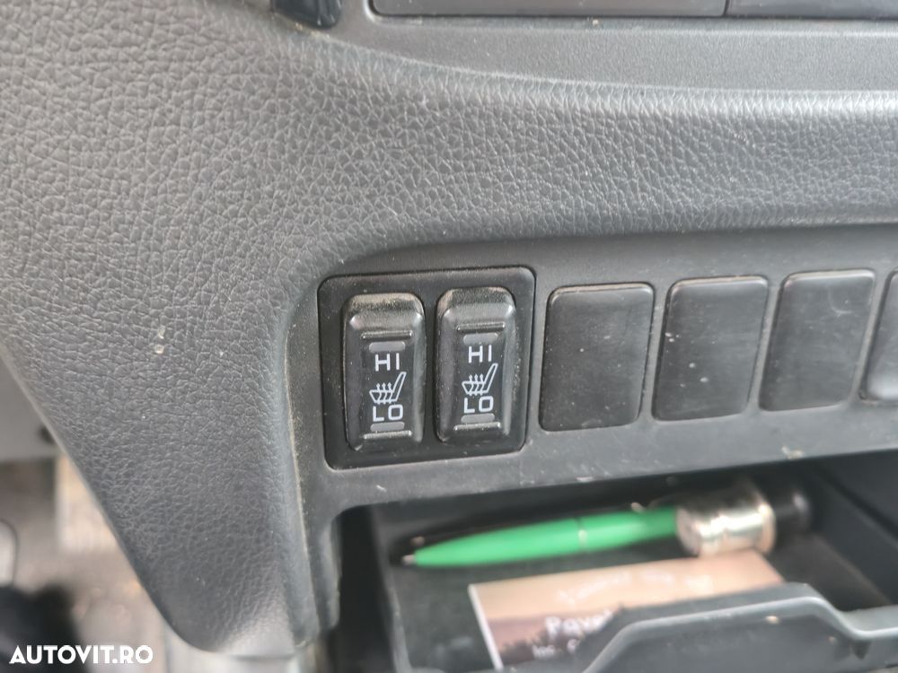 Mitsubishi L200 Pick Up 4x4 Autm. Double Cab Top - 10