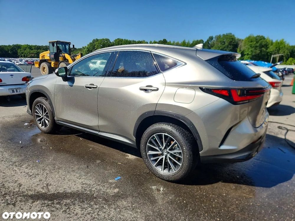 Lexus NX 350h Prestige AWD - 4