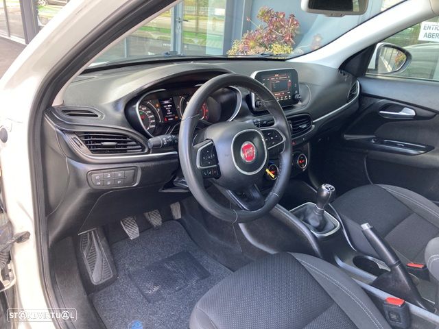 Fiat Tipo 1.3 M-Jet Easy - 11