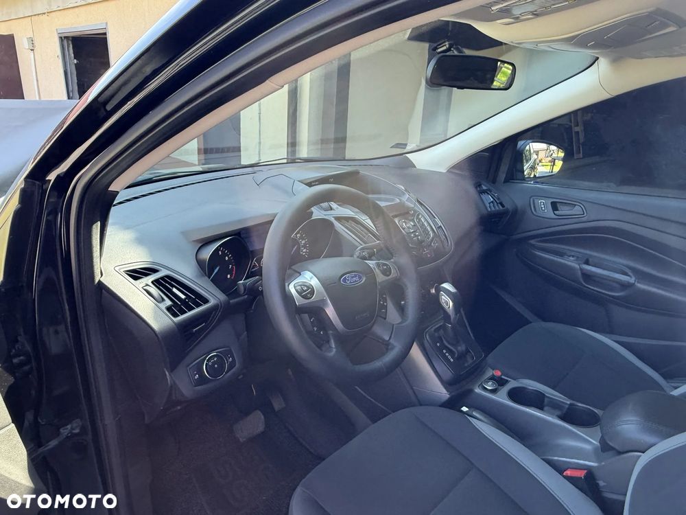 Ford Escape - 12