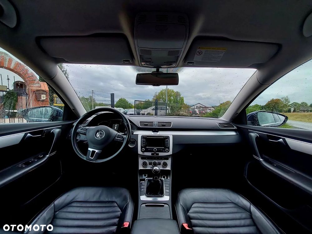 Volkswagen Passat Variant 2.0 TDI 4Motion BlueMotion Technol Highline - 23
