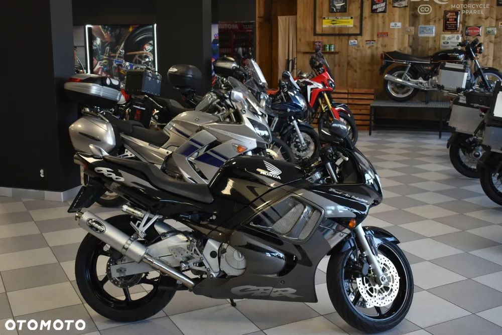 Honda CBR - 41