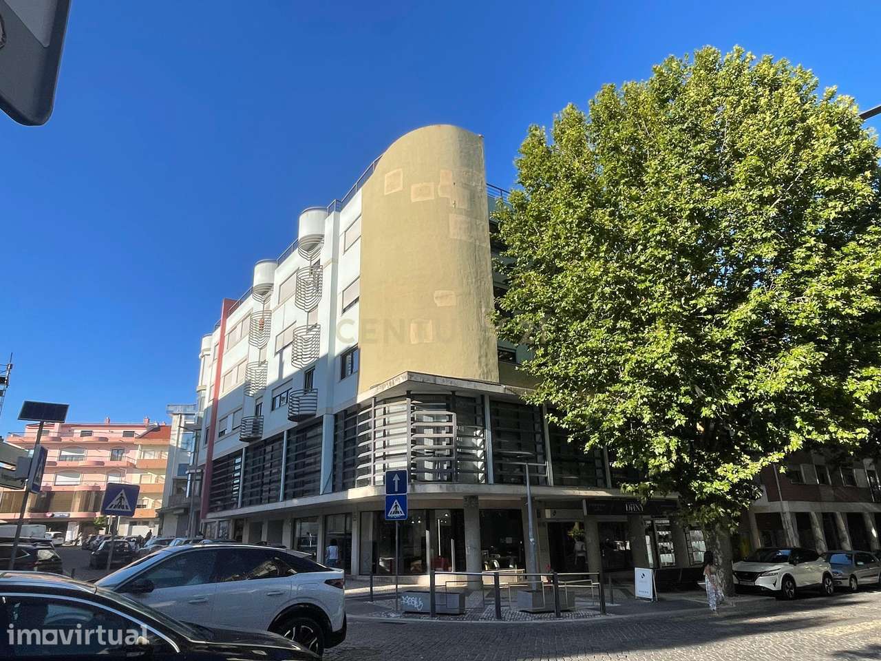 Apartamento excelente e funcional T3 sito em Mem-Martins - Grande imagem: 2/28