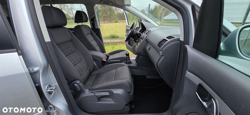 Volkswagen Touran 1.6 Trendline - 27