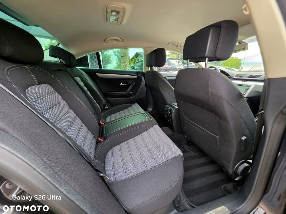 Volkswagen Passat CC - 34