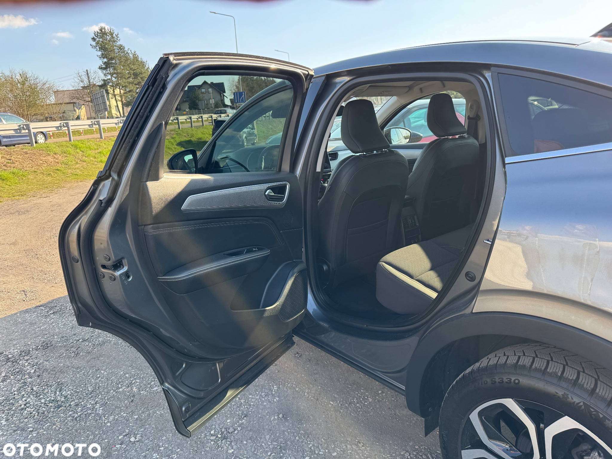 Renault Arkana 1.3 TCe mHEV Intens EDC - 14