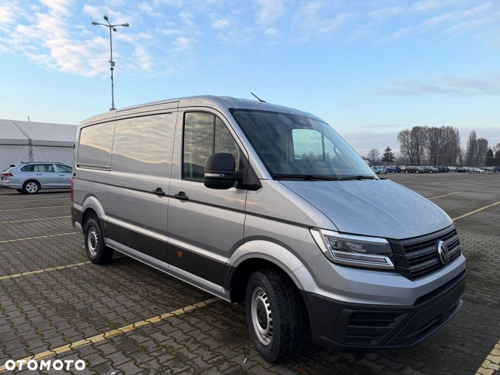 Volkswagen Crafter 35 2.0 TDI L3H3 177 KM AUTOMAT - 3
