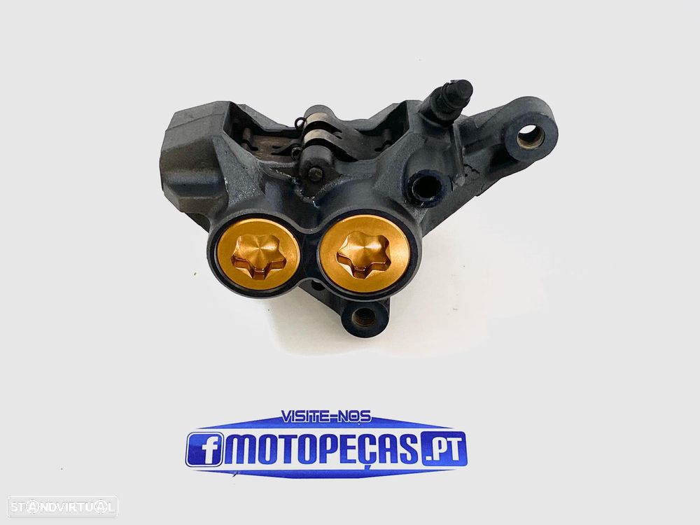maxilas travao lado direito yamaha yzf r1 ano 2002 - 2003 usado - 1