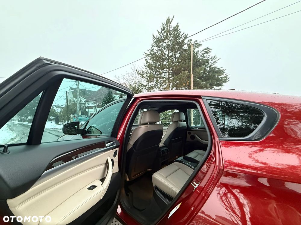 BMW X6 xDrive50i - 19
