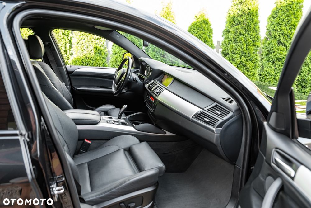 BMW X6 - 22