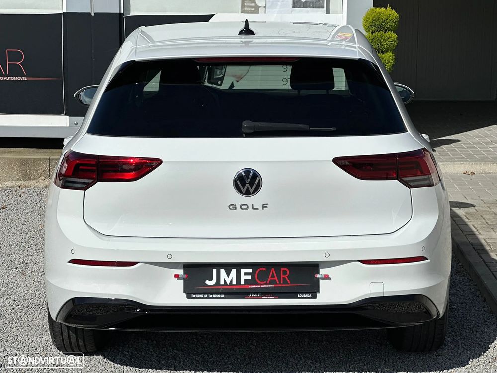 VW Golf 2.0 TDI Conceptline - 9