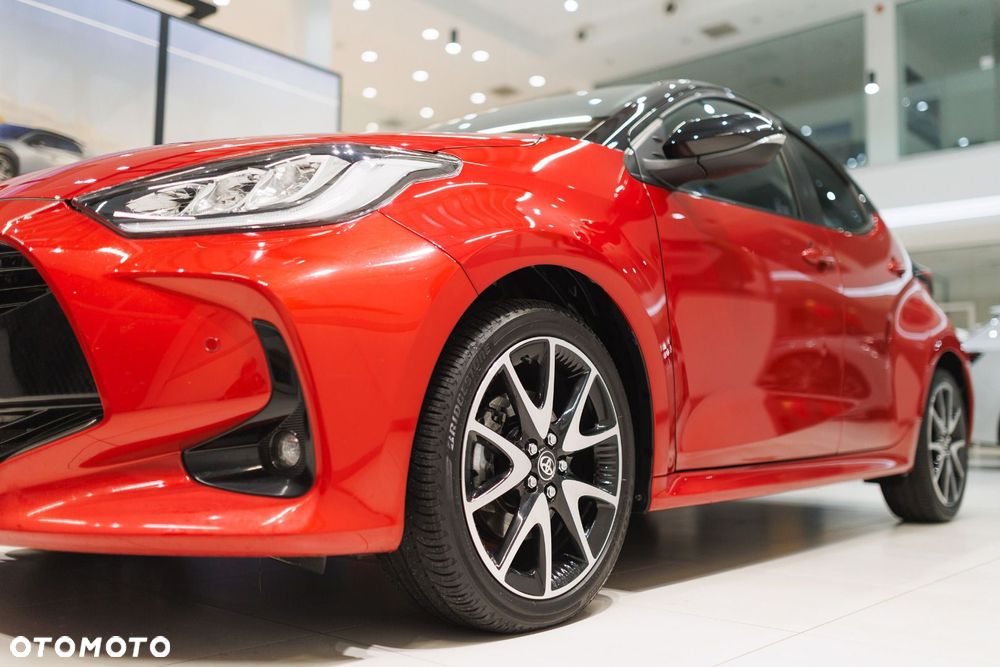 Toyota Yaris - 18