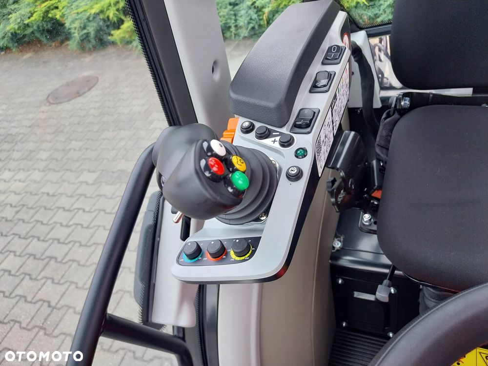ANTONIO CARRARO TR 8900 TR 8900 silnik KUBOTA Obrotowy Fotel ! Skrzynia bezstopniowa TONY - 30