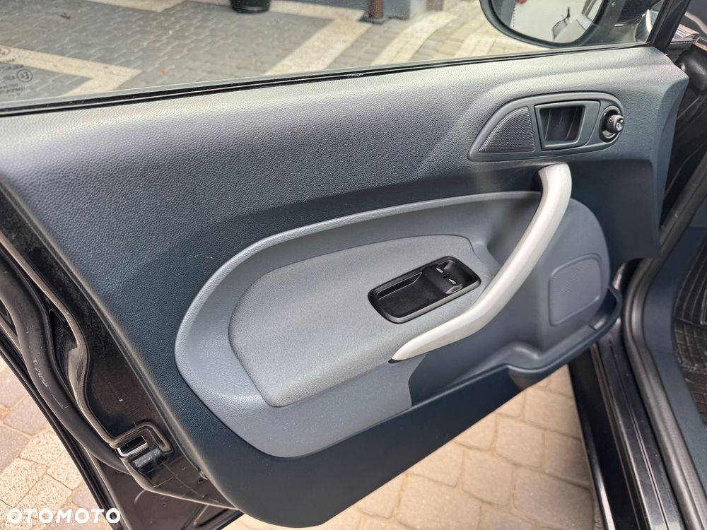 Ford Fiesta 1.25 Gold X - 15