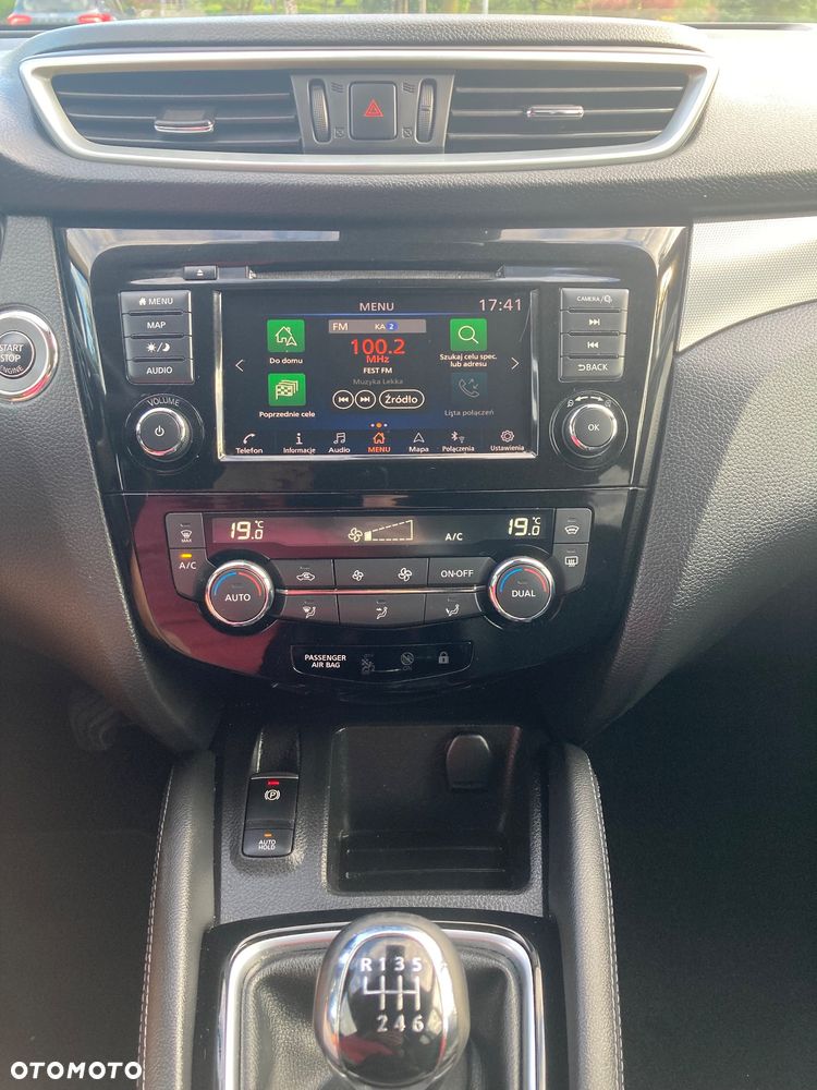 Nissan Qashqai 1.3 DIG-T Tekna - 20