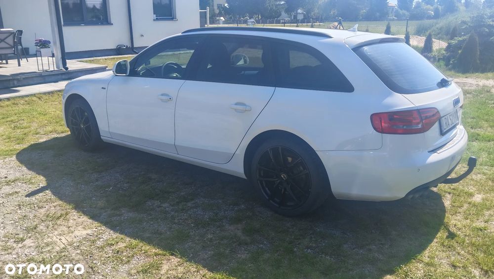 Audi A4 Avant - 4