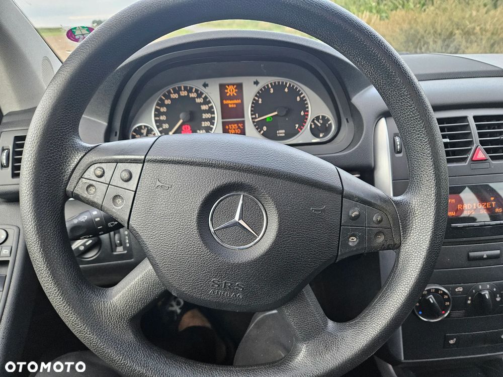 Mercedes-Benz Klasa B 170 - 22