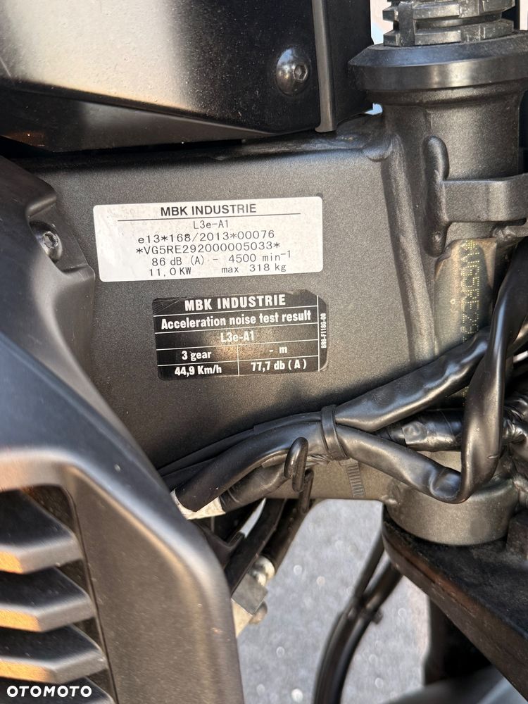 Yamaha MT - 8