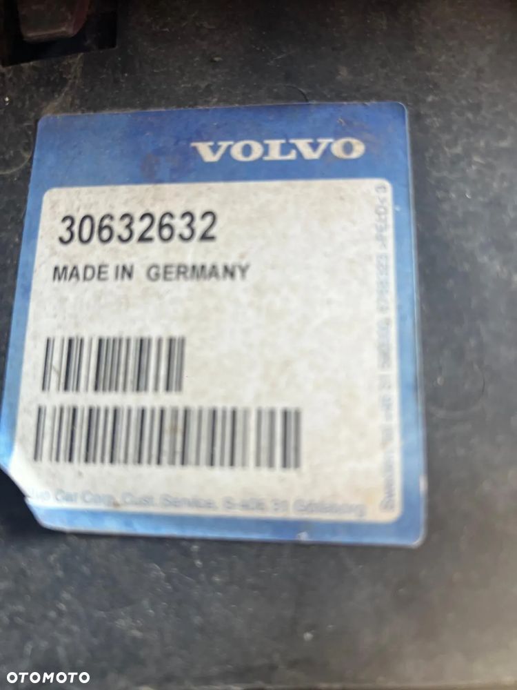 Zderzak przód przedni Volvo S40 V40 I 1995-2004 LIFT - 3