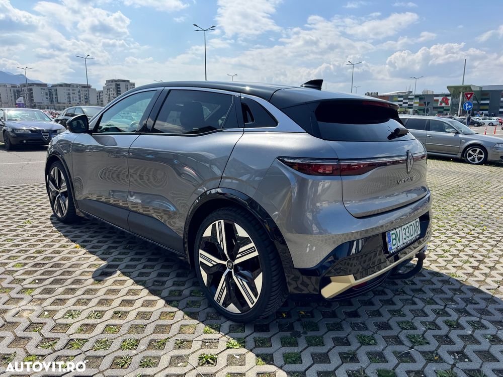 Renault Megane E-TECH 60 kWh 220 CP Iconic - 8