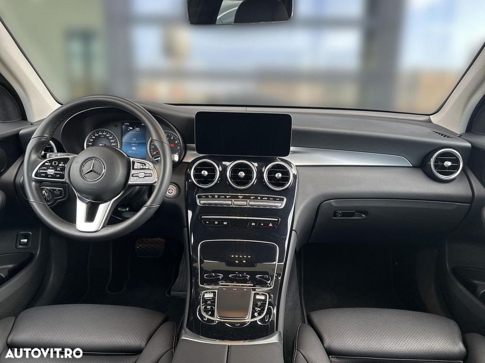 Mercedes-Benz GLC 300 e 4Matic 9G-TRONIC Edition Avantgarde - 12