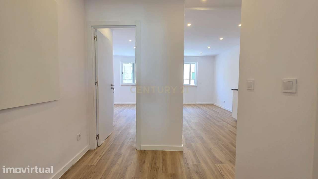 Apartamento  T2 Remodelado- Odivelas - Grande imagem: 4/13