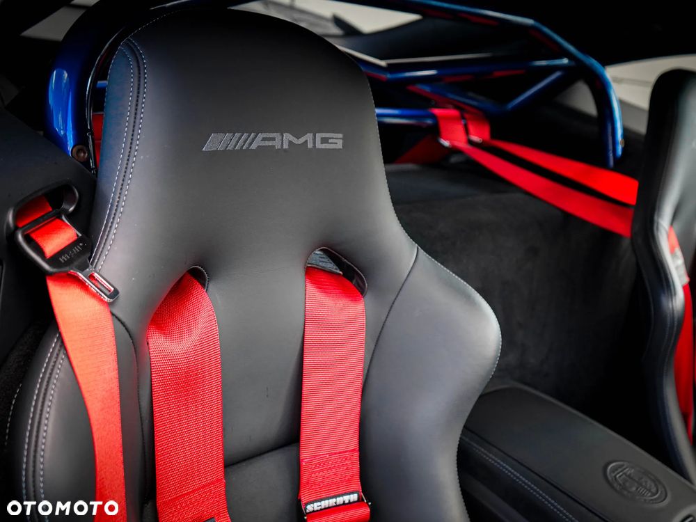 Mercedes-Benz AMG GT R - 30