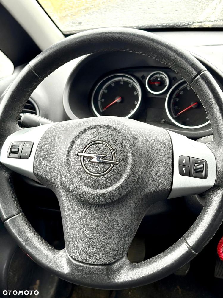 Opel Corsa 1.2 16V Color Edition - 12