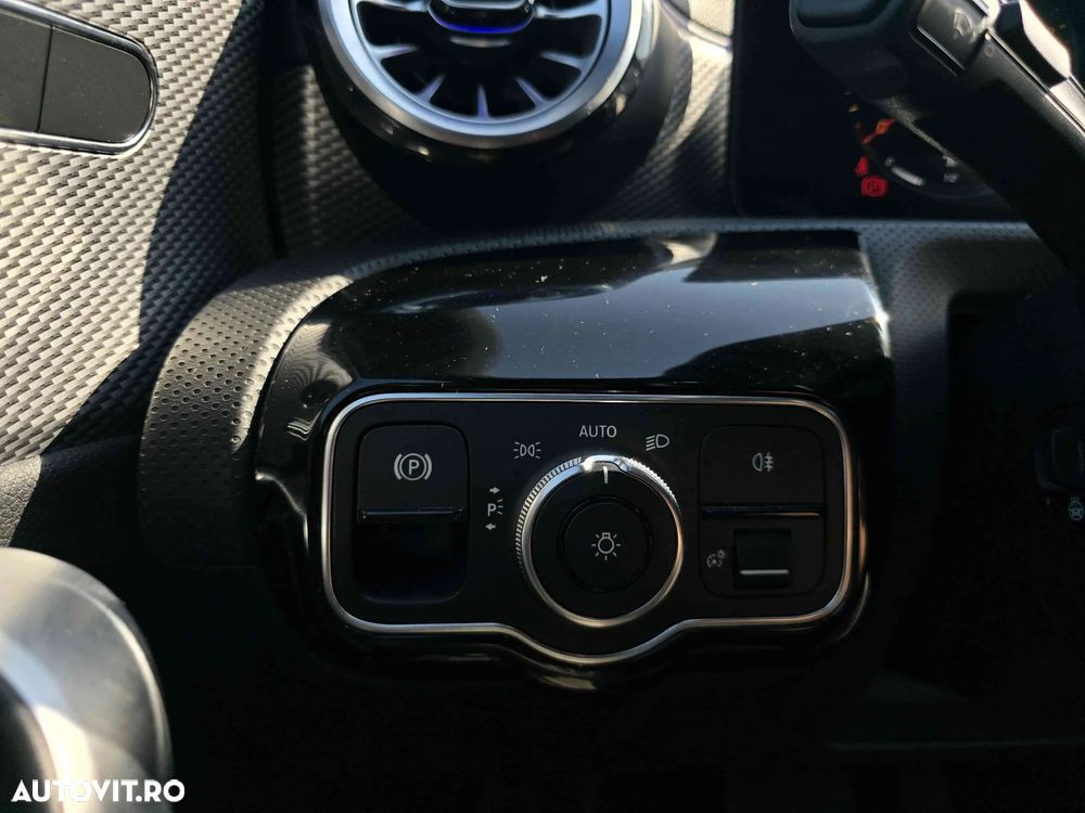 Mercedes-Benz A 200 - 16