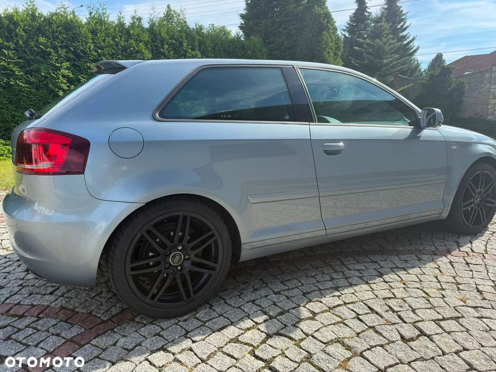 Audi A3 3-drzwiowe 2.0 TDI DPF S tronic Ambition - 11