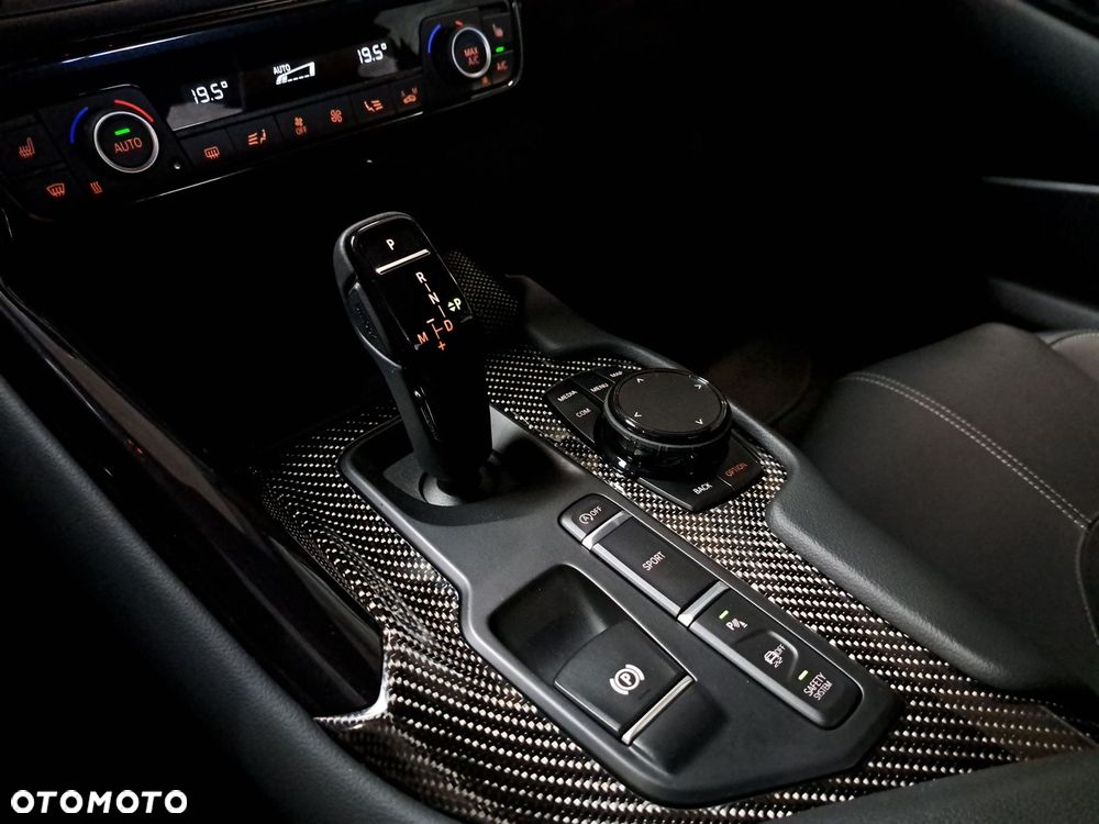 Toyota Supra 3.0 Turbo Executive - 22