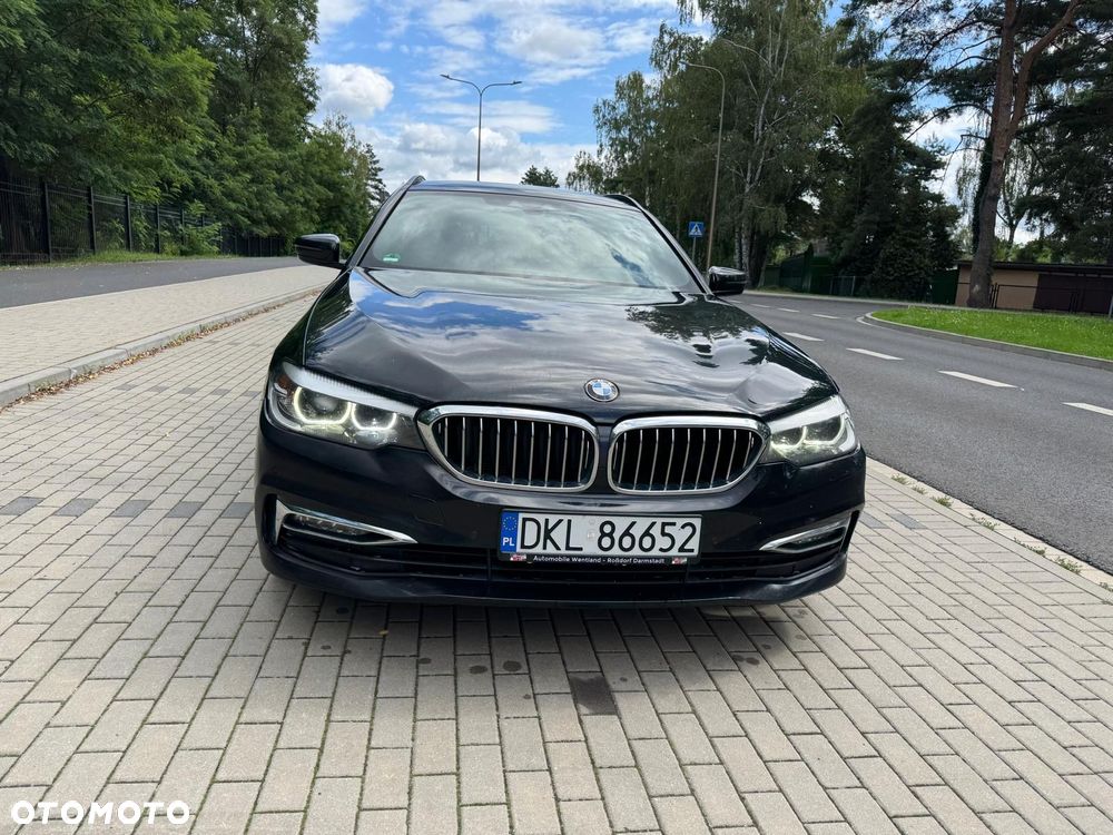 BMW Seria 5 520d Luxury Line sport - 11