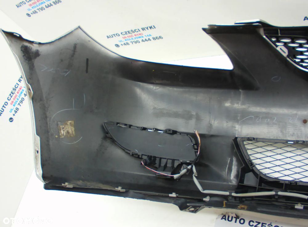 Mazda 3 Zderzak przód srebrny - 9