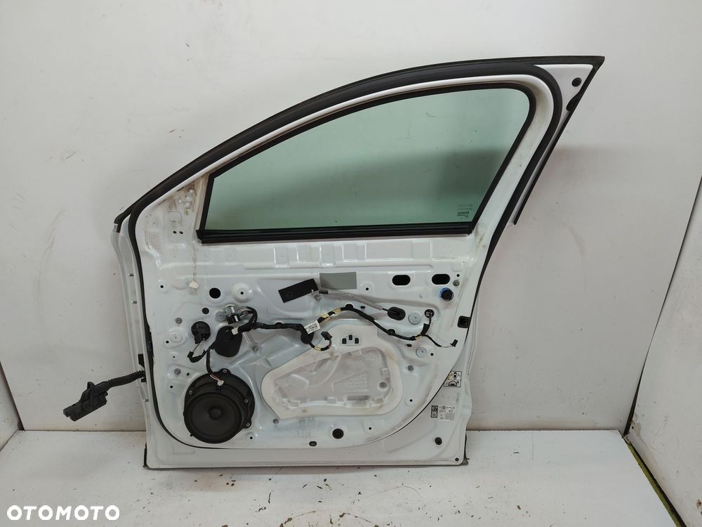 RENAULT Scenic E-Tech V 5 Drzwi przód prawy 2024 - 2