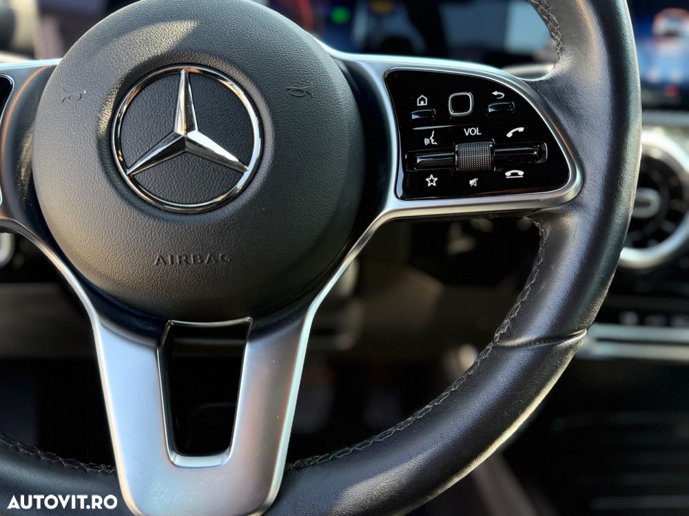 Mercedes-Benz A 200 d Sedan 8G-DCT - 7