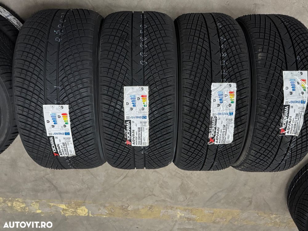 Vând set anvelope 225/40/19-255/35/19 Yokohama de iarnă noi - 1