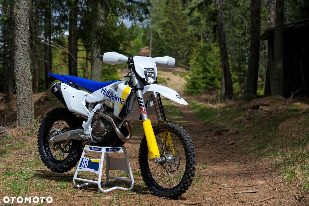 Husqvarna FE - 7