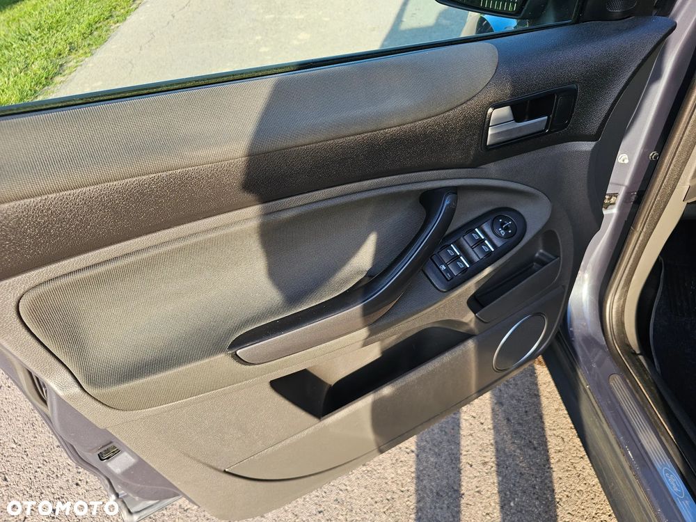 Ford Kuga 2.0 TDCi 2x4 Trend - 13