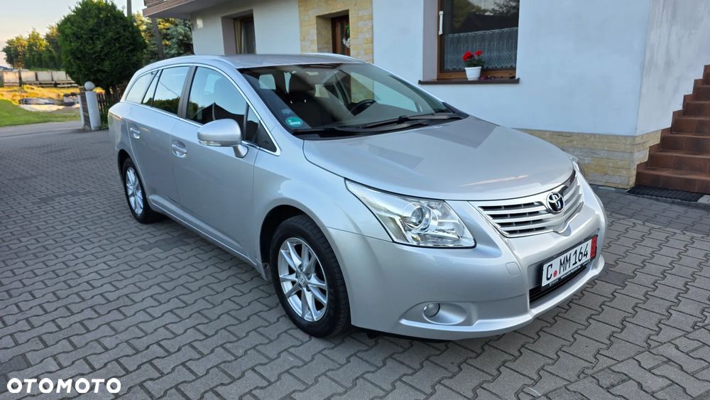 Toyota Avensis 1.8 Comfort - 13