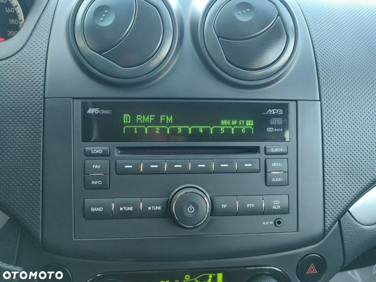 Chevrolet Aveo - 20