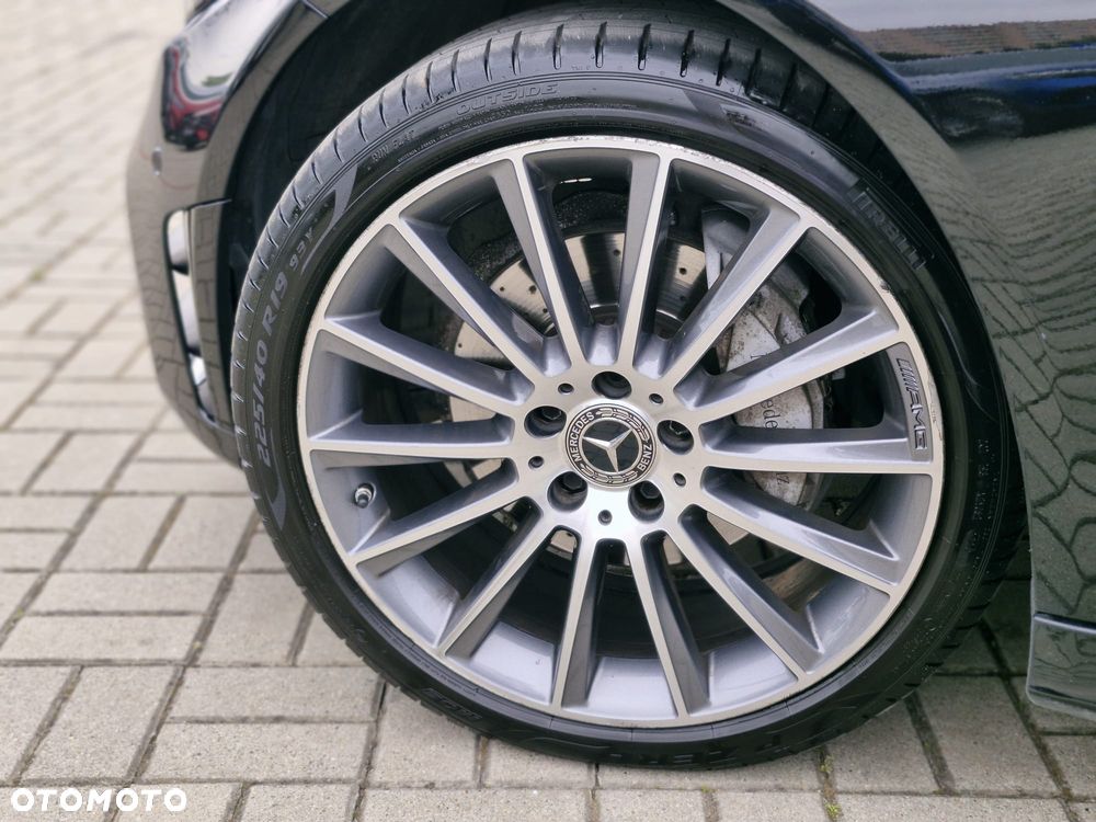 Mercedes-Benz Klasa C 200 4MATIC 9G-TRONIC - 40