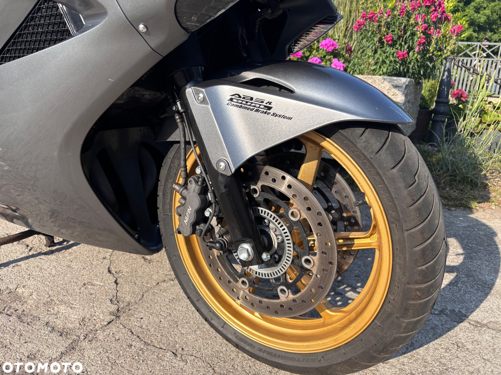 Honda VFR - 6