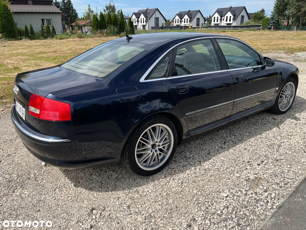 Audi A8 - 5