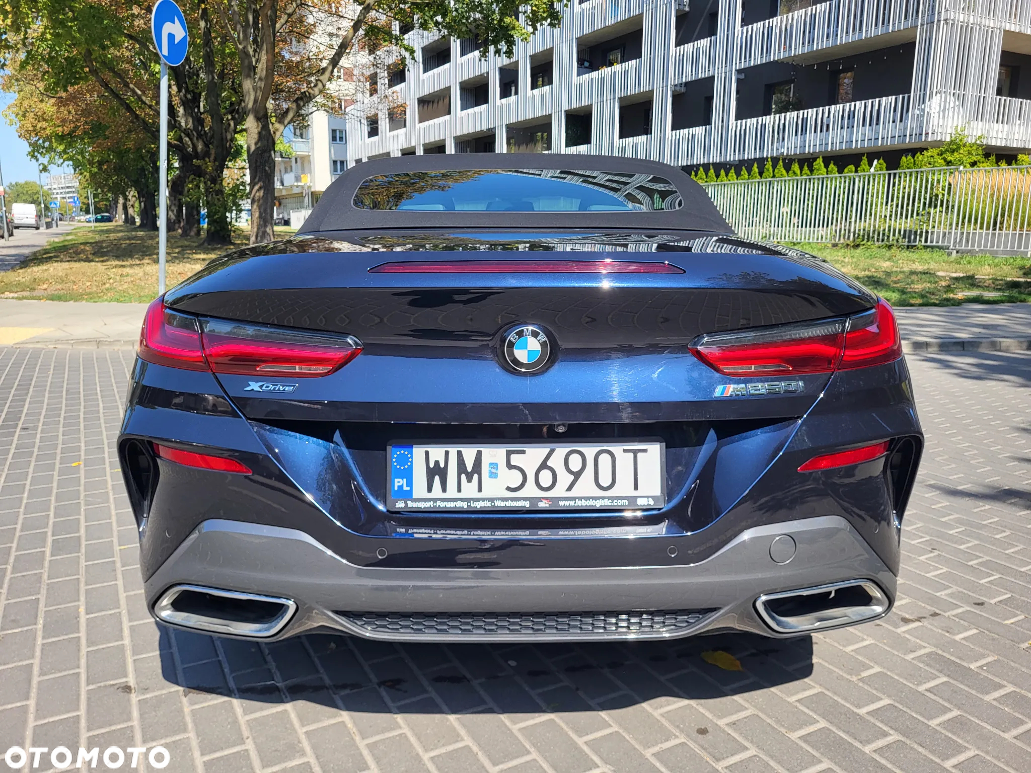 BMW Seria 8 M850i xDrive Cabrio - 25