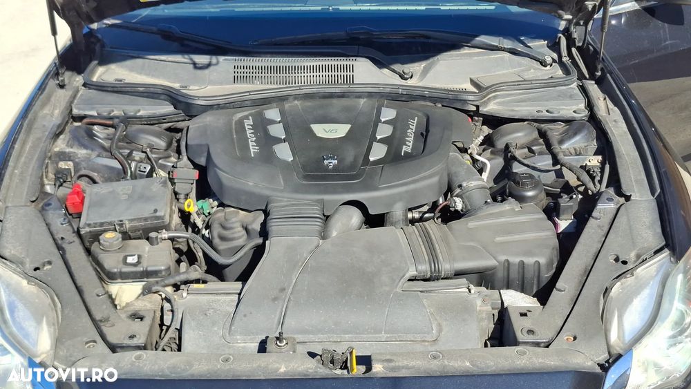 Maserati Quattroporte - 17