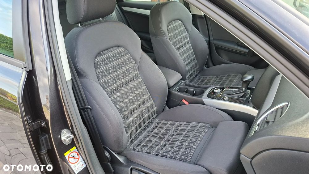 Audi A4 Avant - 15