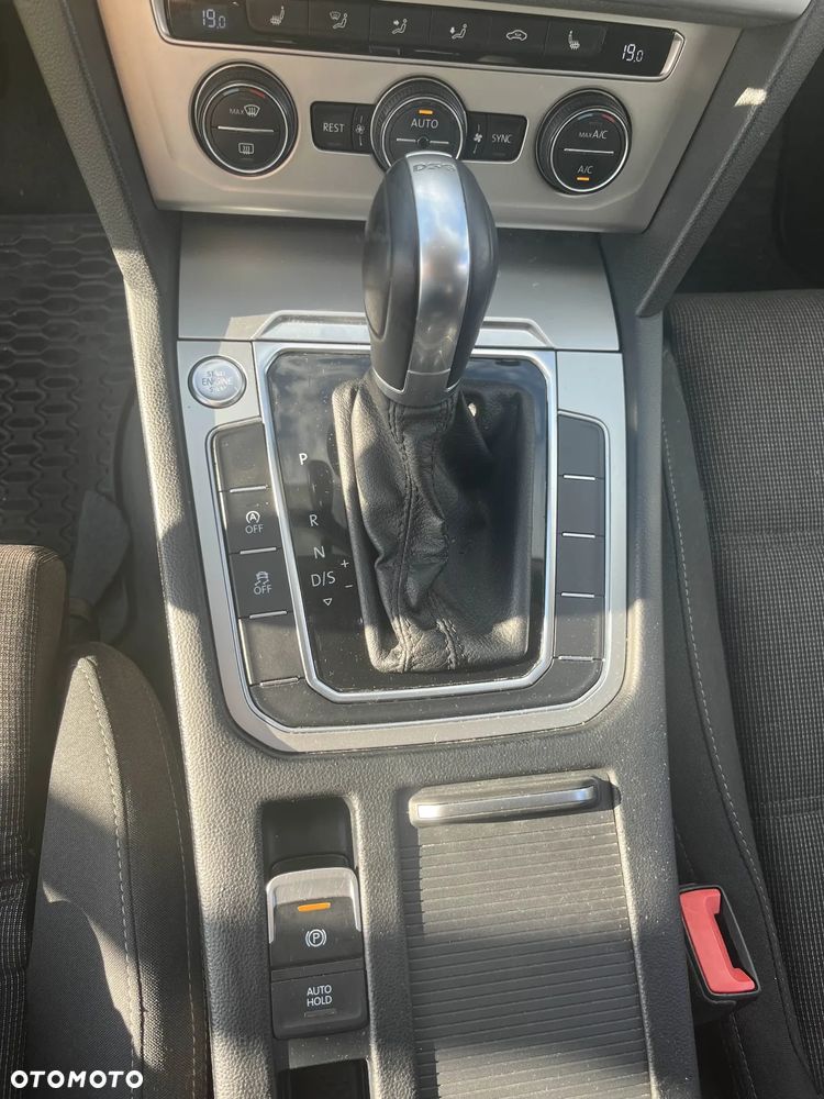 Volkswagen Passat 2.0 TDI BMT Highline DSG - 15