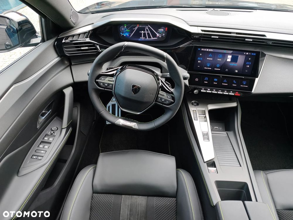 Peugeot 408 1.6 Plug-In Hybrid 225 GT Exclusive e-DCS7 - 14