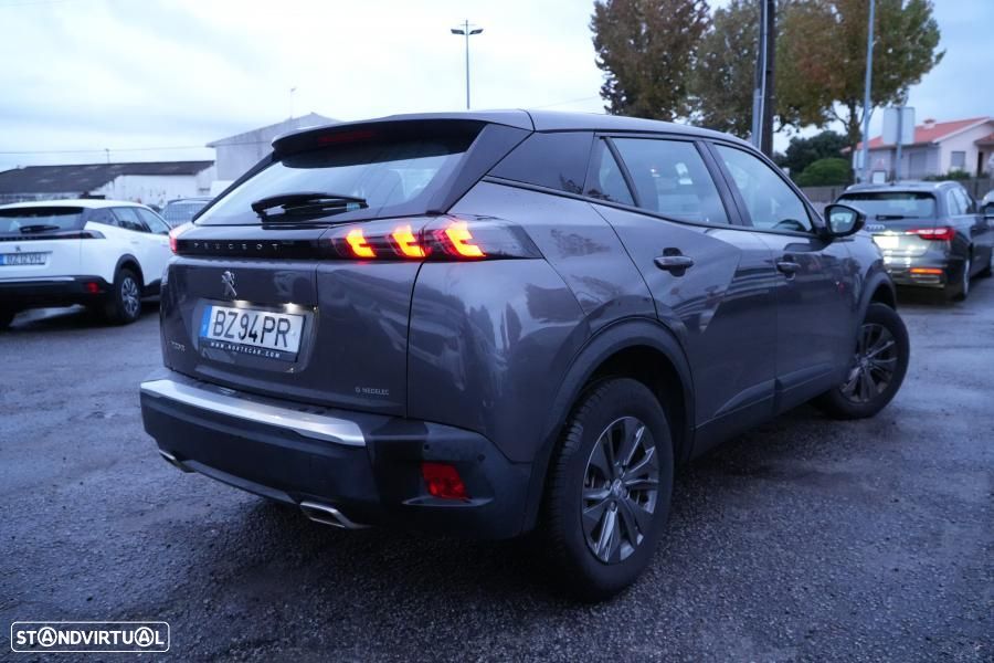Peugeot 2008 1.2 PureTech Active - 4